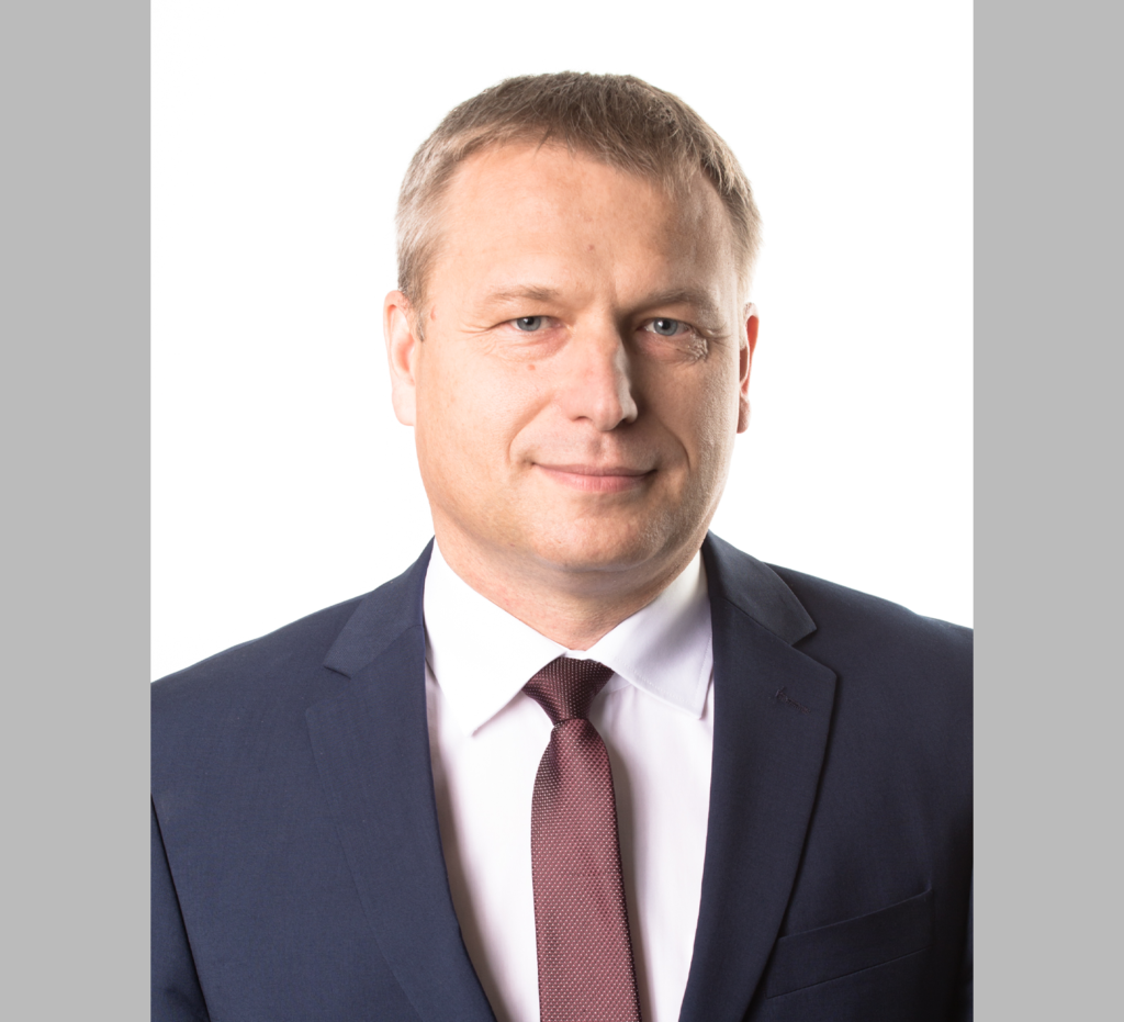 prof. dr hab. inż. Adam Woźniak